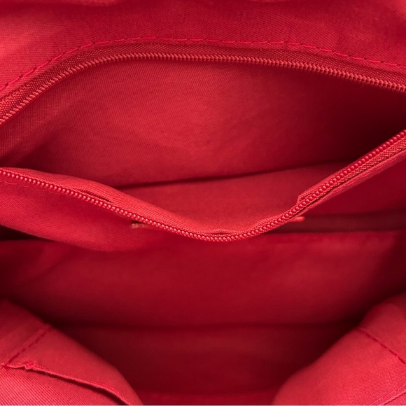 NWT, Badgley Mischka Red Shoulder Handbag Wrapped Frame Clutch Chain Strap - Picture 9 of 14